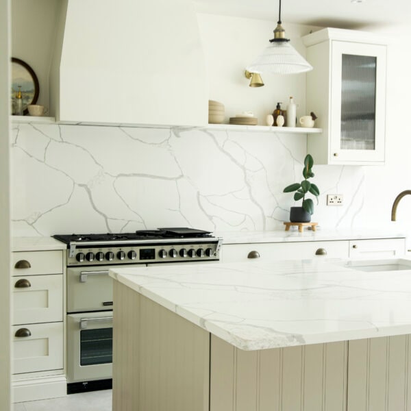 calacatta venato quartz
