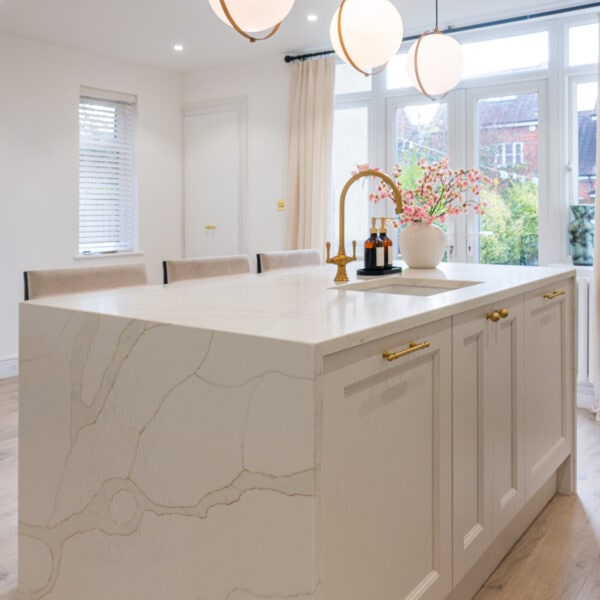 calacatta gold quartz