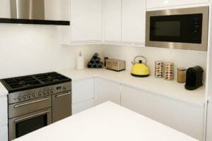 alaska-quartz-splashback