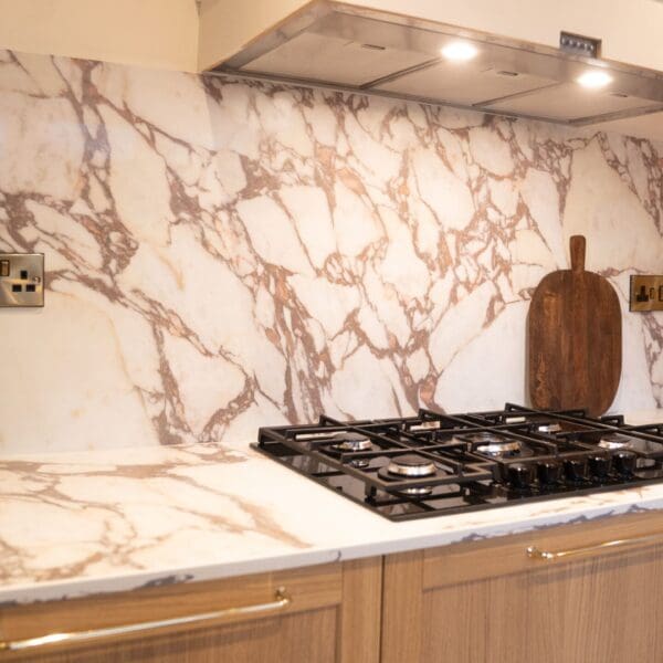 Calacatta-viola-quartz-worktop-Remi-project-8-scaled-1.jpg