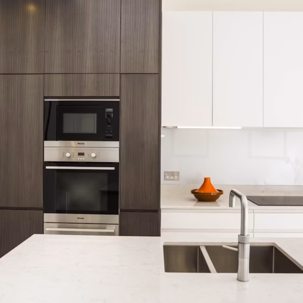 Glacial Lagoon Veil Quartz Worktop
