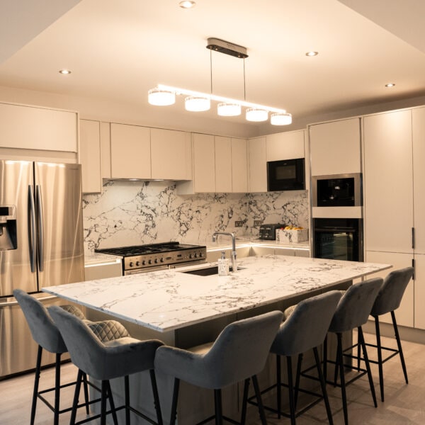 arabescato quartz worktop