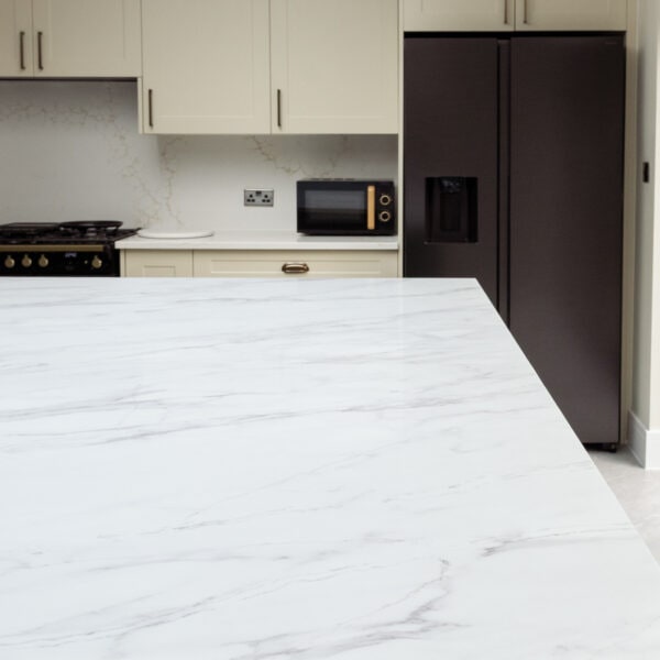 calacatta oro quartz